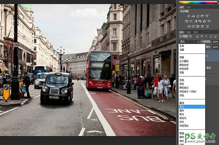 利用photoshop滤镜特效给普通街景照片制作出湿滑的路面效果
