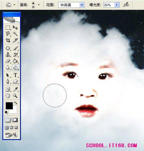 用PS儿童照片合成唯美动漫云彩图像